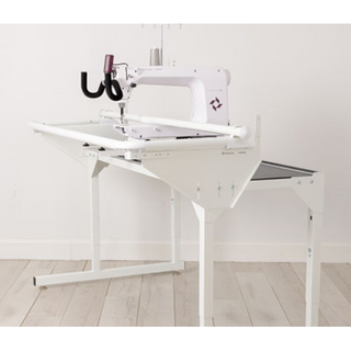 Husqvarna Platinum Q165 Moveable Quilter 5' Frame