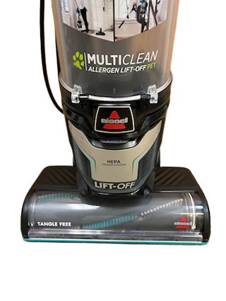 The Imagine Sewing & Vacuum Bissell MultiClean Allergen Lift-Off Pet vacuum has a HEPA Sealed Allergen System and tangle-free brush roll for powerful, allergen-trapping cleaning.